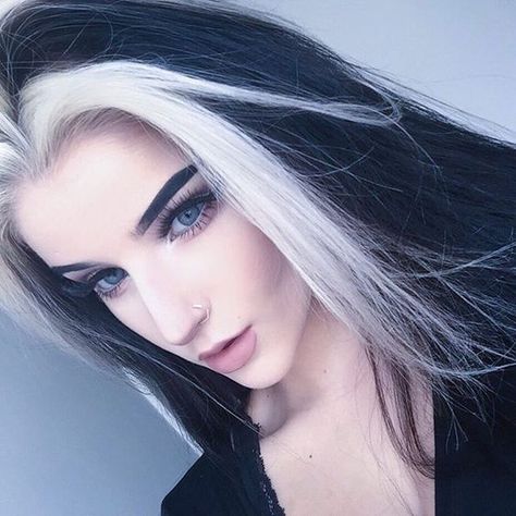 Black and White Hair Color; Long Hair White Streak In Hair, Black And White Hair, Black White Hair, Long White Hair, White Hair Color, Ombre Hair Blonde, Hair Streaks, Multicolored Hair, Long Hair Color