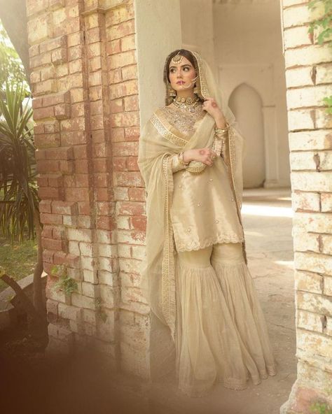 Party wear dresses idea Nikah Outfit, Pastel Beige, Muslimah Wedding Dress, Nikah Dress, Desi Wedding Dresses, Latest Bridal Dresses, Bridal Dresses Pakistan, Pakistani Wedding Outfits, Bridal Poses