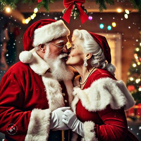 Mr And Mrs Claus Photoshoot, Santa And Mrs Clause Photoshoot, Santa Photoshoot Ideas, Christmas Pic, Mrs Clause, Mini Ideas, Xmas Photos, Holiday Photoshoot, 2024 Ideas