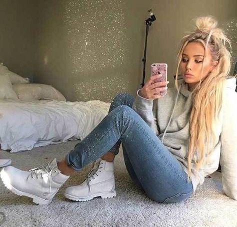 Cream Timberland Boots Outfit, Timberland Greyfield Outfit, Grey Timbs Outfit, Taupe Timberland Boots Outfit, Gray Timberland Boots Outfit, Heeled Timberland Boots Outfit, Grey Timberlands Outfit, Black Timberlands Outfits Women, Black Timberland Boots Outfit Women