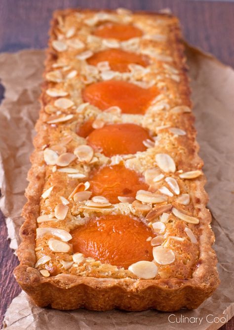 Apricot Tart, Almond Tart, Apricot Recipes, Pastry Tart, Sweet Pie, Almond Cakes, Pie Dessert, Sweet Tarts, Tart Recipes