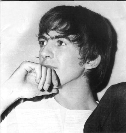 George Harrison.  Dhani looks so much like him in this photo. Beatles George Harrison, Beatles George, Beatles Photos, Paul George, The Fab Four, Ringo Starr, George Harrison, Great Bands, Lady And Gentlemen