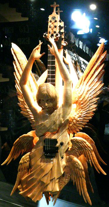 guitar Angel Green Carnation, Nuns Habits, Rob Halford, Guitar Ideas, Anti Christianity, Guitar Pics, Racial Equality, Visual Aesthetics, Religious Freedom