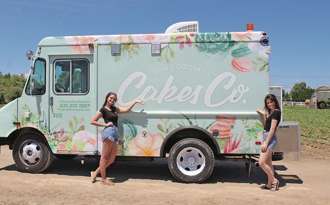 Baking Truck, Cake Food Truck, Dessert Food Truck, Cake Truck, Flower Trucks, Food Truck Business Plan, Foodtrucks Ideas, Vegan Food Truck, Coffee Food Truck