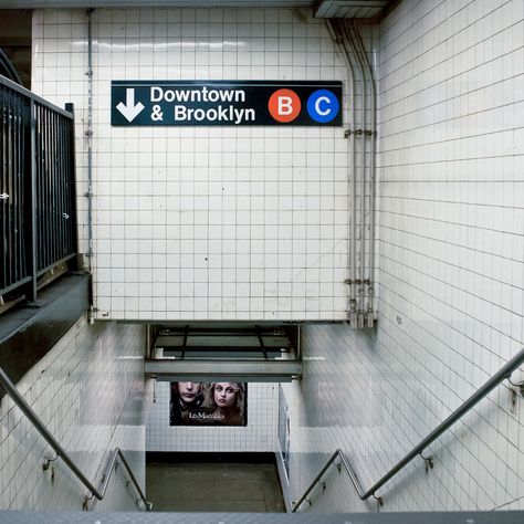 New York subway entrance By: Derek Key #502image #welltravelled #justbackfrom #followmetoo #whatsinmybag #cntravelereats #passportexpress #passionpassport #dametraveler #darlingescapes #makeportraits #friendsandwalls #storyportrait #postmoreportraits #makeportraitsnotwar #chasinglight #justgoshoot #handsinframe #acertainslantoflight #makemoments #toldwithexposure #acolorstory #openmyworld #goplayoutside #travelstoke #wonderful_places #lonelyplanet #passionpassport #exploremore #bestvacations New Subway Entrance, Environment References, New York Subway, Travel Magazine, Entrance Design, Mac Miller, Exploring The World, Usa Travel, Best Cities