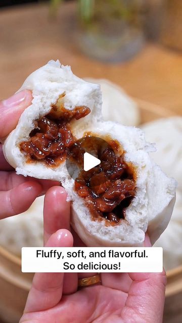 2day’s Delights on Instagram: "Steamed BBQ Pork Buns (Char Siu Bao) - 1 lb of pork shoulder  - 1/3 cup of sweet potato starch - 2-3 tbs of cooking oil Marinate for 10 mins  Sauce: - 2 tbs of barbecued pork sauce - 1 spoonful of dark soy sauce - 1 spoonful of light soy - 1 spoonful of oyster sauce - 1 spoon of sugar  Dough: - 2 lb of all-purpose flour - 100g sugar - 10g yeast - 500g warm water   #baozi #steamedbuns #buns #homemade #homecooking #cookingvideo #bread #chinesecooking #chinesefood #japanesefood #asianfood #chief #asiancooking #dessert #carbs #recipe #tutorial #easyrecipe #foodideas #charsiupork #barbecue #charsiubao#叉烧包# #包子 #salapao" Steamed Bao Buns Recipe, Easy Bao Buns Recipe, Boa Buns Recipe, Bao Dough Recipe, Bao Buns Recipe, Roast Pork Bun, Bao Zi, Buns Homemade, Bbq Pork Buns