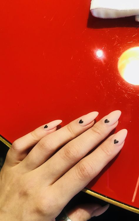 Clear Nails With Black Heart, Black Hearts On Nails, Small Black Heart Nails, Pink Nails With Black Heart, Nails With Black Hearts, Nails Black Heart, Black Heart Nails, Short Pink Nails, Matted Nails