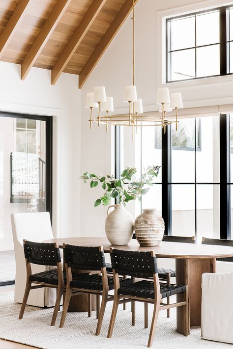 Transitional Tudor, Lake House Interior, Transitional Dining Room, Transitional Dining, Dinning Room Design, Dining Room Makeover, Dining Room Interiors, Modern Transitional, Inspo Board