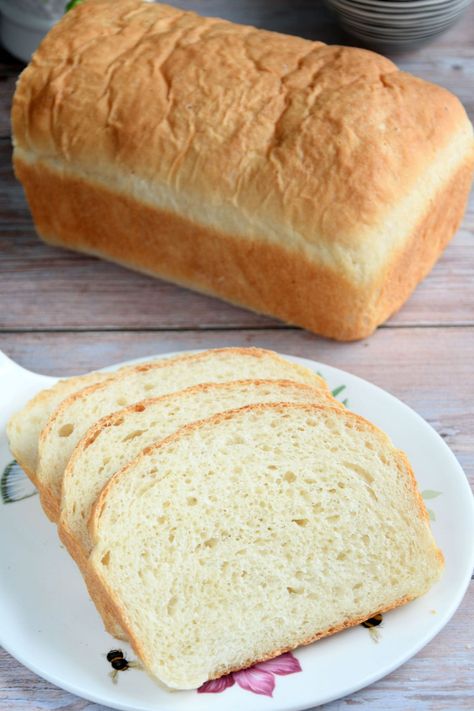 Recipes With Cottage Cheese, Cottage Cheese Bread Recipe, Cottage Cheese Bread, Homemade Cottage Cheese, Amish White Bread, Amish Bread, Starter Recipe, Bread Soft, Breakfast Bread Recipes