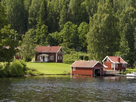 Swedish Summer House, Swedish Country House, Cottage Summer, Swedish Summer, Lake Summer, Cottage Lake, Viborg, Lake Cottage, Summer Cottage