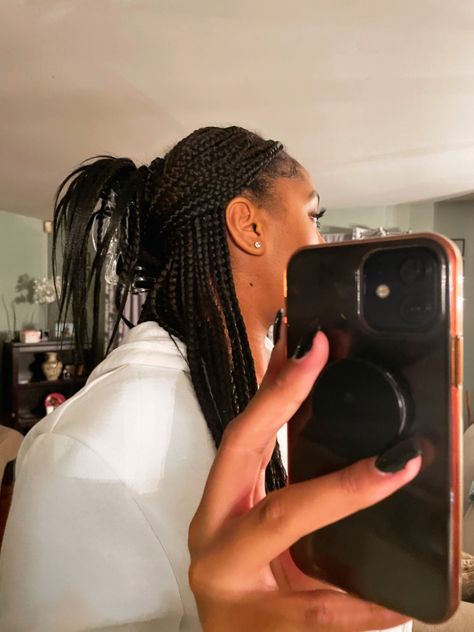 Hairstyles| braided hairstyles| protective style Clip With Braids, Claw Clip With Braids, Knotless Box Braids Black, Aesthetic Claw Clip, Knotless Braid Hairstyles, Medium Knotless Box Braids, Girl Hairstyles Black, Knotless Braid, Medium Knotless