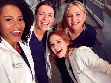 How long will #GreysAnatomy stick around? Visa Americana, Kelly Mccreary, Grey's Anatomy Doctors, Greys Anatomy Facts, Sarah Drew, Jackson Avery, Arizona Robbins, Amelia Shepherd, Jessica Capshaw