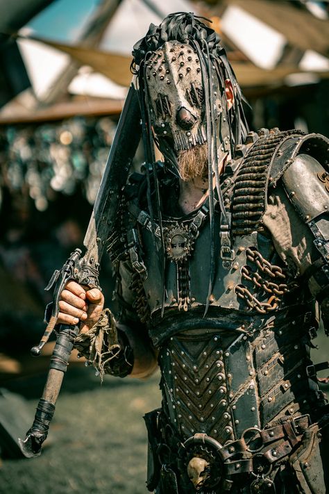 Custom wasteland post apocalyptic armor. 2024 project of mine for Wacken open air with the Wasteland Warriors. Post Apocalyptic Soldier, Apocalyptic Soldier, Post Apocalyptic Warrior, Post Apocalyptic Armor, Wasteland Outfit, Apocalyptic Armor, Apocalyptic Costume, Wasteland Warrior, Post Apocalyptic Costume