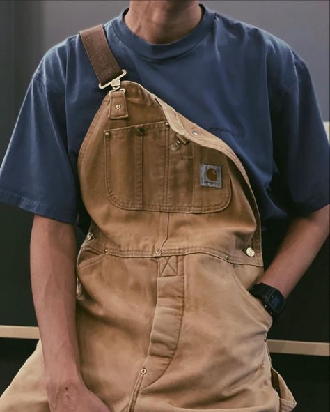 Overall Men Outfits Street Styles, Men Overalls Aesthetic, Hadestown Ensemble, Carhartt Overalls Outfit Men, Mens Overalls Outfits, Carhart Overalls, Carhartt Overalls Outfit, Overalls Outfit Men, Overalls Aesthetic