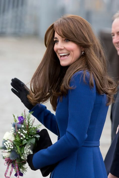 Ducesa Kate, Dutchess Kate, Düşes Kate, Dundee Scotland, Looks Kate Middleton, Kate Middleton Hair, Hair Evolution, Princess Katherine, Queen Kate