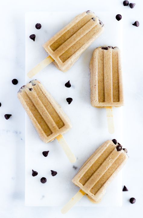 Chocolate Chip Cookie Dough Popsicles Cookie Dough Popsicles, Cookie Dough Pops, Frozen Cookie Dough, Frozen Cookies, Frozen Chocolate, Food Props, Popsicle Recipes, Milk Chocolate Chips, Chocolate Chip Cookie Dough