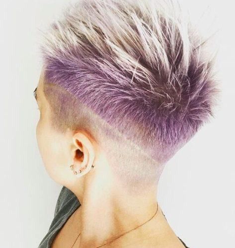 Mohawk Women Short, Woman Mohawk, Mohawk Women, Mohawk Hairstyles For Girls, Undercut Mohawk, Short Hair Mohawk, Female Mohawk, Mohawk Hairstyle, Mohawk Hairstyles For Women