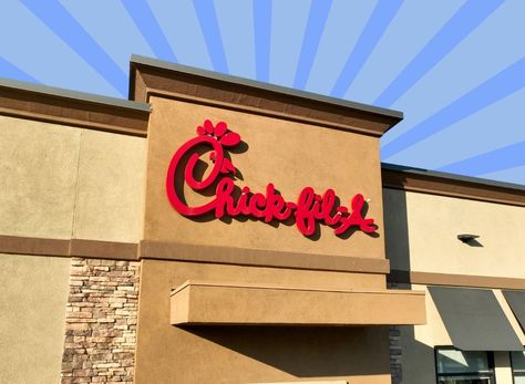 10 Best Secret Menu Items at Chick-fil-A Chick Fil A Hacks, Cookie Milkshake, Chicken Filet, Buffalo Chicken Sandwiches, Chicken Club, Salad Container, Secret Menu Items, Waffle Fries, Chocolate Fudge Brownies