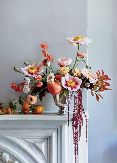 Freshen Up Wedding Flowers with Deliciously Unexpected Fruit and Veggie Accents | Brides Flowers In Vases, Fruit Centerpieces, Sogetsu Ikebana, Fruit Decorations, Blue Wedding Flowers, Rustic Wedding Flowers, Flowers Arrangements, Floral Arrangements Wedding, Trendy Flowers