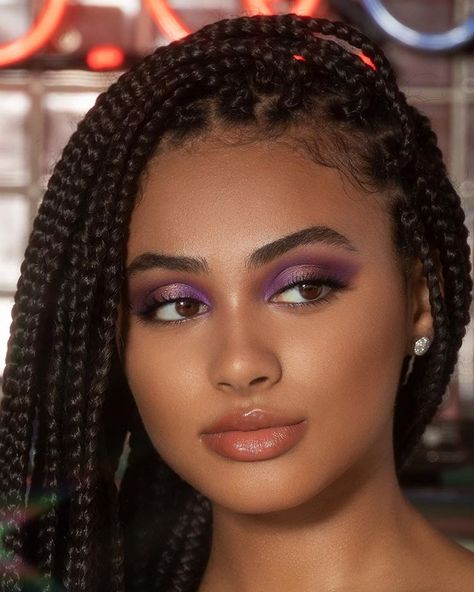 Slay queen! @daniellaperkins rockin' the #sodapoppalette for this pretty purple eye look! Drop a 💜 if you're loving this glam! #mnyitlook Daniela Perkins, Going Out Makeup Tutorial, Purple Eye Look, Daniella Perkins, Beauty Factory, Makeup Favs, Purple Makeup Looks, Celestial Beings, Natural Prom Makeup