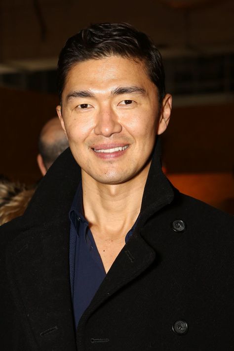 You may remember Rick Yune as the especially good loo Asian Makeup On Western Features, Rick Yune, Do Not Conform, Western Asia, School Videos, School Dances, Wedding Videos, Easy Kids, Asian Men