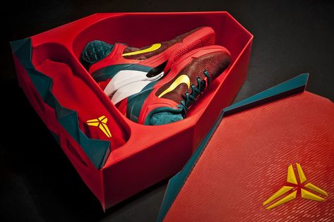 Shoe Box Design, Seed Box, Seed Kit, Nike Zoom Kobe, Creative Shoes, Box Packaging Design, Packing Design, Year Of The Dragon, Packaging Ideas