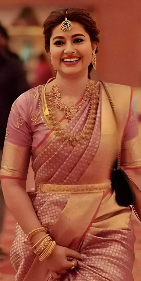 Actress Sneha, Sneha Actress, Beauty Smile, Nose Ring, Saree, Actresses, Ring, Dresses, Beauty