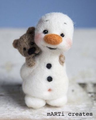 Wool Crochet Ideas, Tovad Ull, Felt Snowman, Needle Felting Diy, Needle Felted Christmas, Wool Needle Felting, Needle Felting Tutorials, Felt Bunny, Felt Mouse