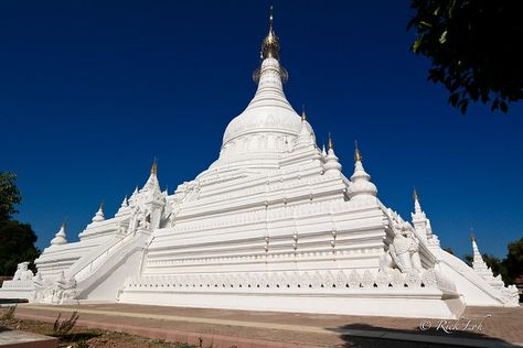 Pahtodawgyi Pagoda, Amarapura | Rick's Photo Blog Amarapura, Photo Blog, My Trip, East Asia, Blog Photo, Southeast Asia, Statue Of Liberty, Bridge, Stone