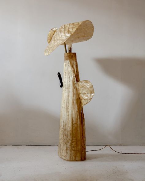 Minjae Kim, Carved Chairs, Unique Chair, Day Designer, Architectural Practice, Standard Lamps, Korean Artist, Functional Furniture, Wooden Chair