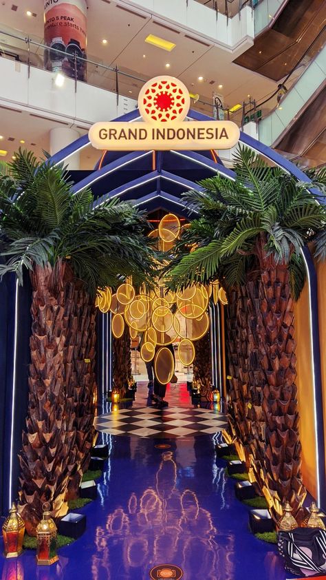 mall grand indonesia suasana terkini spot foto lebaran instagramable rekomendasi ootd 2022 terbaik Ootd 2022, Mall Aesthetic, Spot Foto, Hen, Places To Go, Indonesia, Ootd, Quick Saves