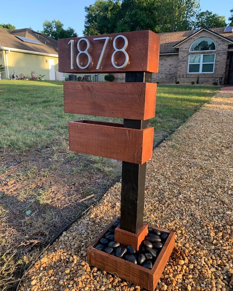 House Number Stand for your home, Helps Delivery drivers find your home and gives your home a touch of modern Modern Exteriors, Mailbox Landscaping, House Numbers Diy, Shop Projects, Delivery Driver, Wood Shop Projects, April 11, House Number, Modern Exterior