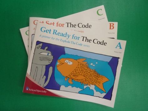 All three Primers make a complete introduction to phonics for your young learners! Do you have a young learner who is eager to learn to read? Are you looking for a good, easy-to-use, phonics program? How about a well-researched phonics program? Explode the Code offers all of these and it is a great Explode The Code, Homeschool Phonics, Phonics Programs, Multi Sensory, Literacy Programs, Instructional Strategies, Early Reading, Differentiated Instruction, Teacher Books