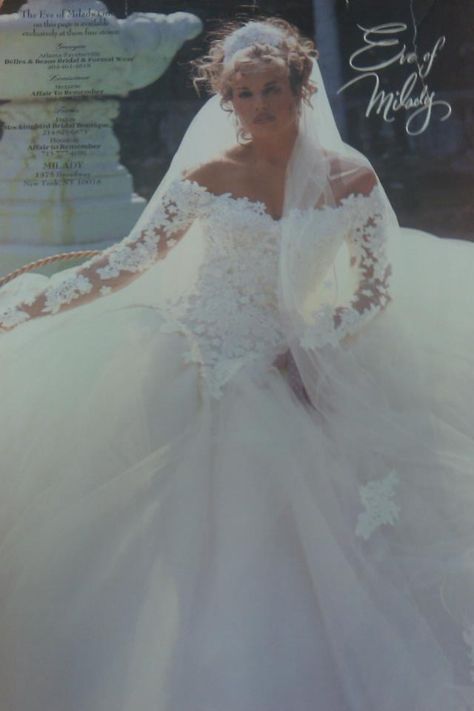 Wow I can't believe I finally found it! Saw it in a mag years ago and loved it... I've been looking for this gown for 2 years! I'm glad Kate Middleton had Lacey sleeves because before her wedding it was really hard to find them anywhere. Eve Of Milady Wedding Dresses, Long Sleeve Ball Gown Wedding Dress, Eve Of Milady, Long Sleeve Ball Gowns, Garden Wedding Dresses, Wedding Dresses Cinderella, Cinderella Wedding, Fashionable Dresses, Traditional Wedding Dresses