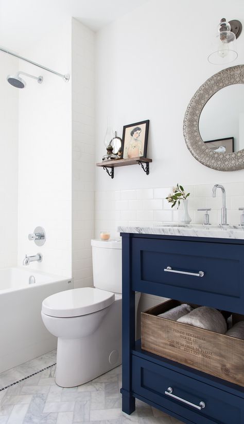 Vanity painted with Postal Blue from Pratt and Lambert —awesome bath revamp from The House Diaries Navy Bathroom, Blue Vanity, Bad Inspiration, Decor Baie, Boys Bathroom, Bathroom Reno, Upstairs Bathrooms, Bathroom Redo, Blue Bathroom