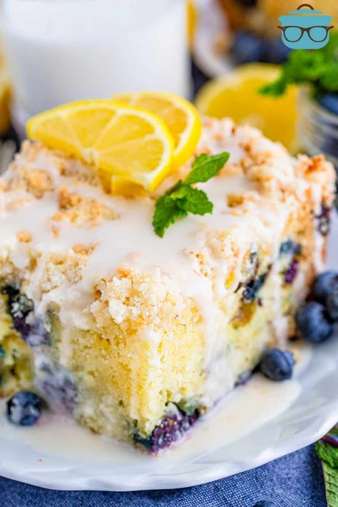 Lemon Blueberry Coffee Cake - The Country Cook Lemon Blueberry Coffee Cake, Pineapple Bread Pudding, Blueberry Coffee Cake Recipe, Blueberry Breakfast Cake, Blueberry Coffee Cake, Blueberry Coffee, Country Cook, The Country Cook, Coffee Cake Recipes