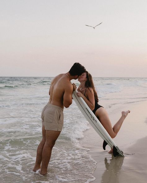 More of these two cause I love them🌴🤩 - #gulfshoresphotography #orangebeachphotography #alabamaweddingphotographer #weddingphotographer #engaged #proposal #weddingday Surfing Couple, Couple Hawaii, Surf Couple, Couple Beach Photoshoot, Beach Couple Photoshoot, Photoshoot Summer, Beach Couple, Summer Couples, Alabama Weddings