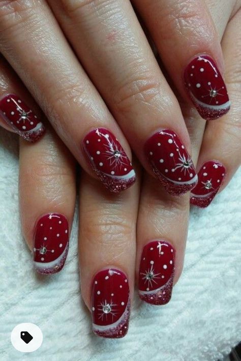 Nail Thanksgiving, Diy Christmas Nail Art, Xmas Nail, Christmas Nails Diy, Red Christmas Nails, Festive Nail Art, Fancy Nails Designs, Cute Christmas Nails, Christmas Gel Nails