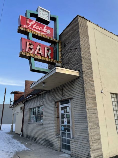 These are Columbus’ coolest, essential dive bars, says underground travel guide – 614NOW Library Bar, Underground Bar, Diner Menu, Dive Bars, German Village, Dive Bar, Bar Grill, Best Beer, Columbus