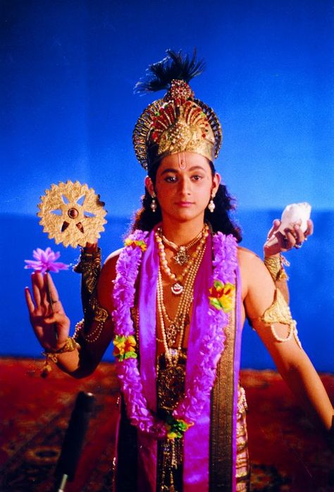 Swapnil Joshi in Shri Krishna Shri Krishan Mahabharat, Krishna With Sakhis, Hinduism Culture, Swapnil Joshi, Saurabh Raj Jain Krishna, Saurabh Jain As Krishna, Sourabh Raj Jain Krishna, Cynotype Images, Chaitanya Mahaprabhu