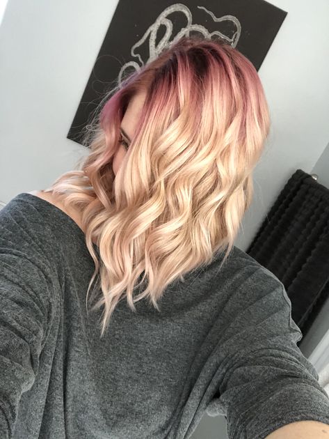 I did this punk root smudge on my friend who has blonde hair!! Used Matrix So Color bubble gum pink. First timer and it was awesome!! -Brittany Money Peace Hair Blonde, Pink Root Smudge, Hair Blonde Curtain Bangs, Smudge Blonde Hair, Root Stretch Hair, Root Stretch Hair Blonde, Blonde Curtain Bangs, Root Smudge Blonde, Root Tap