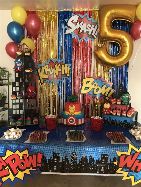 Superhero Dessert Table Ideas, Avenger Dessert Table, Avengers Table Decor, Superhero Sweet Table, Superhero Birthday Party Table Decor, Superhero Table Decorations, Marvel Dessert Table, The Avengers Birthday Party, Marvel Birthday Theme