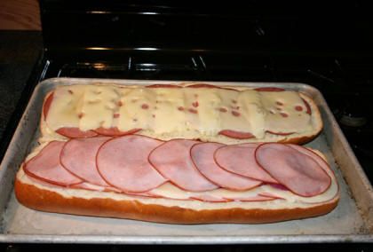 Super cheap meal-french bread sandwich with meat, cheese, lettuce, tomato, etc.   Cook bread, cheese, and meat in the oven. Meat In The Oven, Super Cheap Meals, Dirt Cheap Meals, Bread Sandwich, Bread Cheese, Cheap Easy Meals, Cheap Dinners, Frugal Meals, Cheese Sandwich