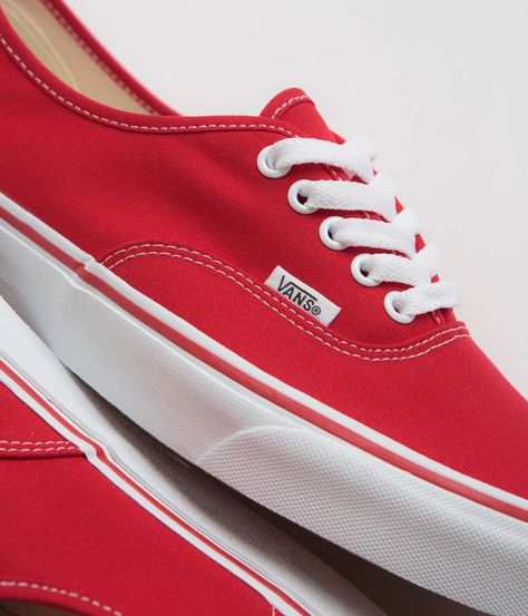 Description Vans Authentic Shoes Vans Authentic Shoes in Red. A classic silhouette with contrast stitching, this Vans Authentic is designed with block tone canvas uppers and contrast stitching. Featuring printed insoles, metal eyelets and flat laces, this red Vans Authentic is finished with a wrap-around foxing, a white rubber midsole, a gum rubber Waffle™ outsole and with woven Vans flag label branding. Recognised for edits including Coast 2 Coast, Reality Breakdown and Bom Viva, Vans is a timeless skate brand that launched in 1966. Rooted in skate, surf and streetwear culture with an appreciation for creative design and community culture, Vans is an inspiring label home to the likes of Beatrice Domond, Andrew Allen and Aiden Mackey. Product Details Canvas Upper Contrast Stitching Flat La Red Vans Authentic, Beatrice Domond, Vans Authentic Shoes, Streetwear Culture, Red Vans, Shoes Vans, Skateboard Store, Red A, Woven Labels