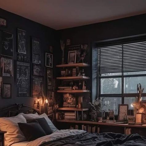 Bedroom Ideas Dark Grey Walls, Dark Small Bedroom Aesthetic, Dark Wood Aesthetic Bedroom, Dark Aesthetic Room Decor, Small Dark Academia Bedroom, Cottage Core Dark Academia Aesthetic, Dark Brown Room Aesthetic, Room Dark Aesthetic, Aesthetic Room Dark