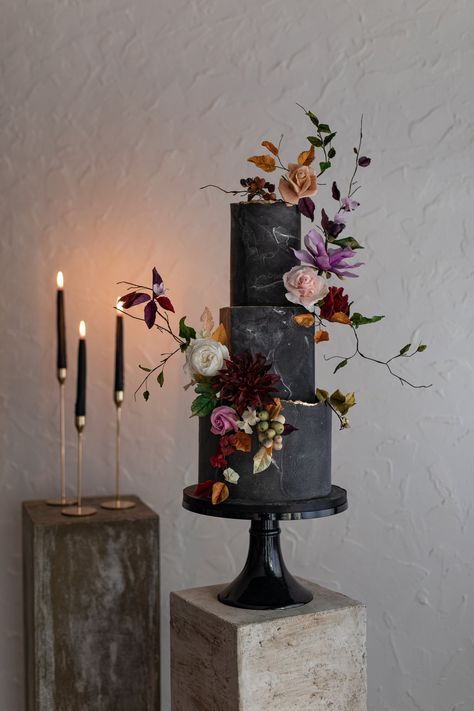 Wedding Cakes Dublin — Cupcakes and Counting Wedding Cake Ireland Dark Romantic Wedding, Black Cake, Black Wedding Cakes, Floral Wedding Cake, Modern Cakes, Marble Cake, Modern Wedding Cake, Moody Wedding, Unique Wedding Cakes