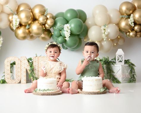 Twin First Birthday, Smash Cake Photoshoot, Cake Smash, Children Photography, First Birthdays, Twins, Cake, Birthday