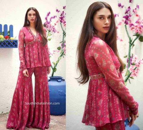 Aditi Rao Hydari in Ridhi Mehra – South India Fashion Aditi Rao Hydari Indian Suits, Aditi Rao Hydari Casual, Outfit From Scratch Indian, Aditi Rao Hydari Indian Outfits, Aditi Rao Hydari Indian, Sabyasachi Gown, Outfit From Scratch, Amrapali Jewels, Ridhi Mehra