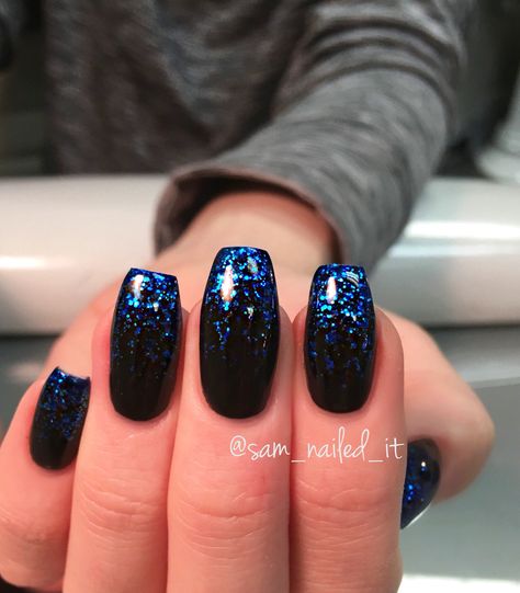 Navy Blue Dipped Nails, Black And Blue Sparkle Nails, Dark Glitter Ombre Nails, Dark Blue Ombre Nails Glitter, Black Nails Blue Glitter, Black With Blue Nails, Black Blue Ombre Nails, Black And Blue Glitter Nails, Blue And Black Prom Nails