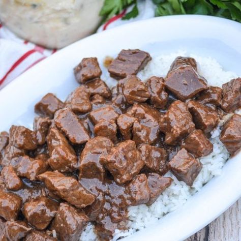 Beef Tips In Brown Gravy - 4 Sons 'R' Us Dutch Oven Beef Tips, Brown Gravy Packet, Beef Stew Recipes, Beef Tips And Rice, Beef Stew Meat Recipes, Brown Gravy Recipe, Beef Tip Recipes, Rice And Gravy, Comfort Meals